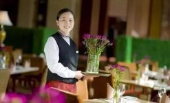 餐前檢查工作沒(méi)有做好，才會(huì)忙得顧此失彼員工不能勝任本職工作，店長(zhǎng)跑前跑后彌補(bǔ)下屬的過(guò)失【重慶最有名的火鍋底料】