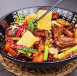 為什么摳門的餐飲老板容易賺大錢，大方的卻都關(guān)門了？【正宗重慶火鍋底料批發(fā)】
