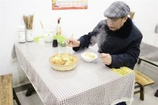 疫情之下，餐飲行業(yè)何去何從【重慶火鍋底料批發(fā)地址】