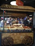 餐廳里開“市集”，熱菜按斤打包賣！“搶占家庭廚房”新模式【重慶最有名的火鍋底料】