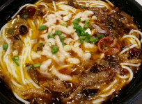 在重慶，肯德基根本不是鄉(xiāng)村基的對手【重慶火鍋底料批發(fā)廠家】