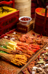 小龍蝦迎第二輪淘汰潮，它首創(chuàng)大鍋油燜大蝦，連開(kāi)30+門店重慶火鍋底料廠地址