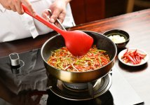 人人都想靠營銷上位當“網紅”，還會有誰用一顆匠心做美食？