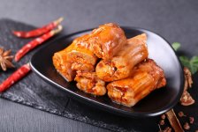 零食正餐化推動(dòng)正餐零食化？滿(mǎn)足餐飲需求得正餐、非正餐一手抓？